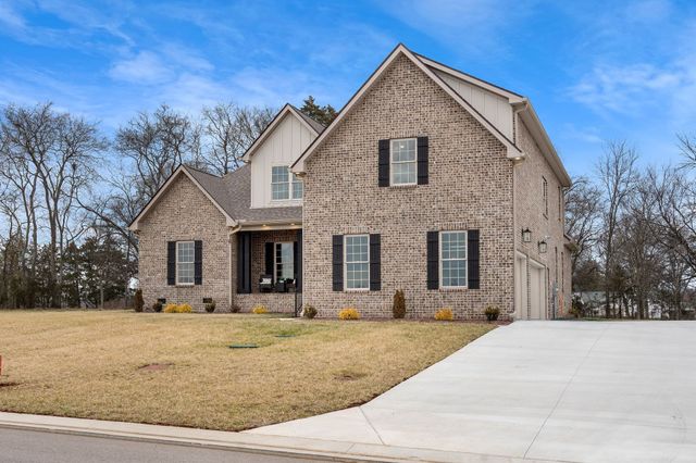 1509 Martha Washington Way, Murfreesboro, TN 37130
