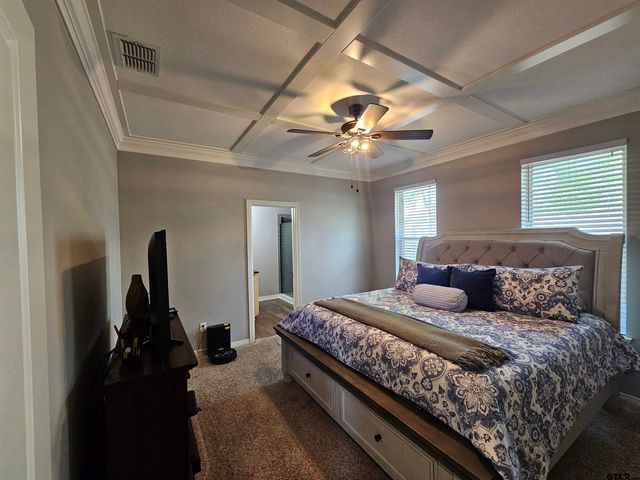 2946 Meadow Brook Trl, Tyler, TX 75701