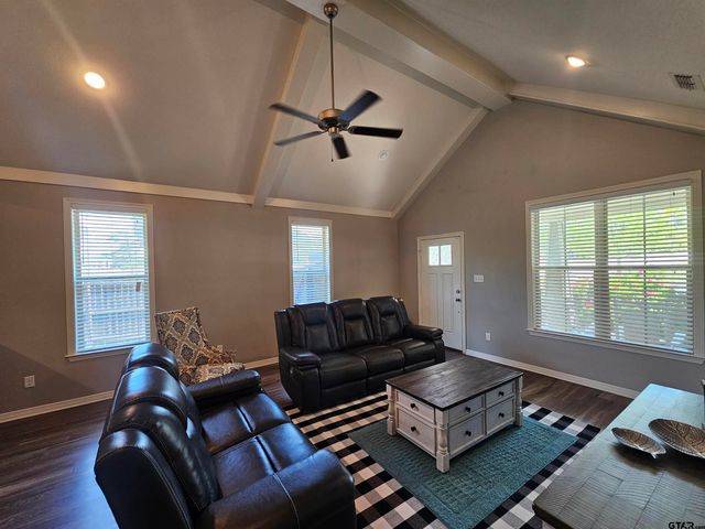 2946 Meadow Brook Trl, Tyler, TX 75701