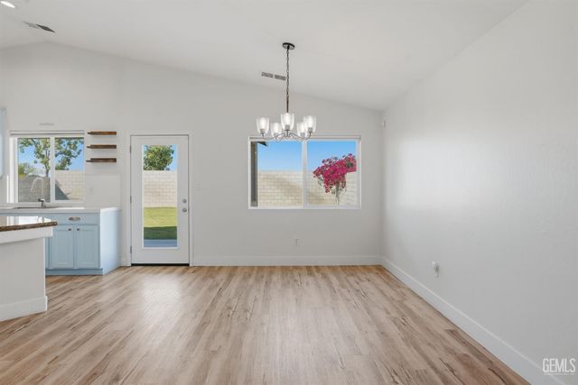 13511 Cheyenne Mountain Drive, Bakersfield, CA 93314