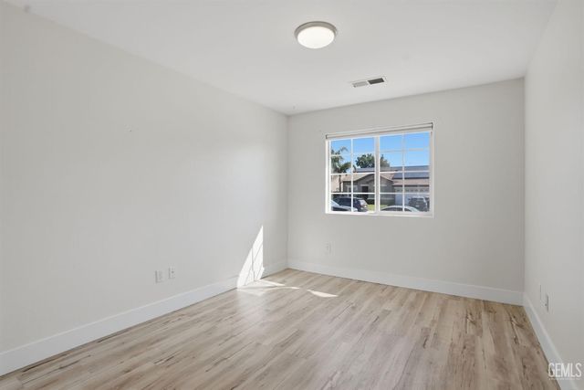 13511 Cheyenne Mountain Drive, Bakersfield, CA 93314