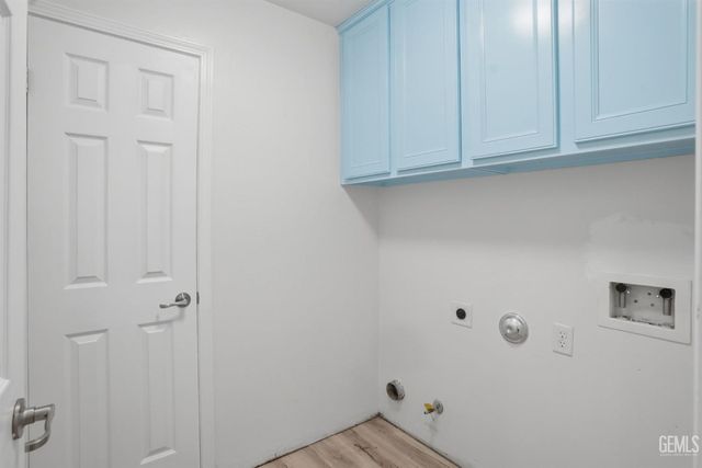 13511 Cheyenne Mountain Drive, Bakersfield, CA 93314
