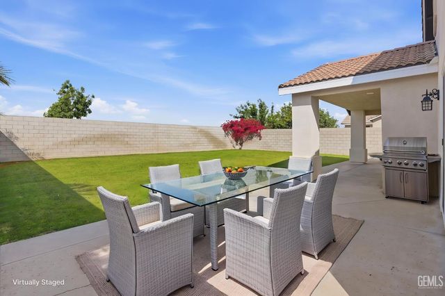 13511 Cheyenne Mountain Drive, Bakersfield, CA 93314