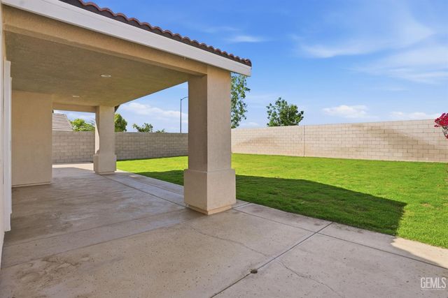 13511 Cheyenne Mountain Drive, Bakersfield, CA 93314