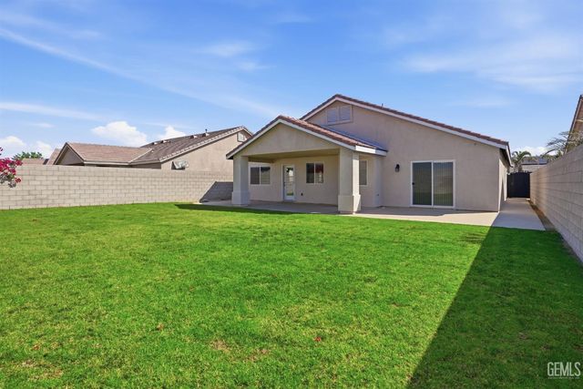13511 Cheyenne Mountain Drive, Bakersfield, CA 93314