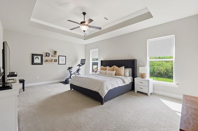 257 Royal Oak Dr, Thibodaux, LA 70301