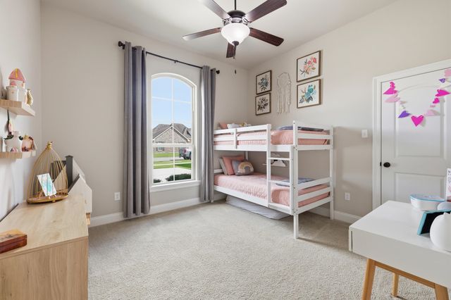257 Royal Oak Dr, Thibodaux, LA 70301