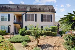 1807 Stoney Brook Drive 204, Houston, TX 77063