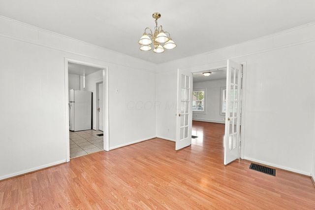 2146 Leonard Avenue, Columbus, OH 43219