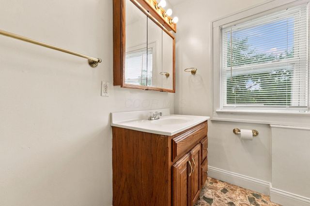 2146 Leonard Avenue, Columbus, OH 43219