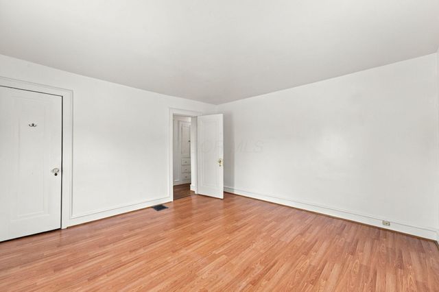 2146 Leonard Avenue, Columbus, OH 43219