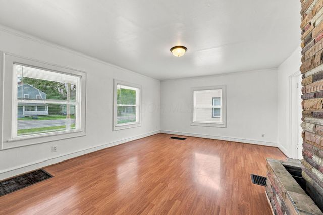 2146 Leonard Avenue, Columbus, OH 43219