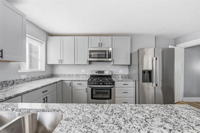 75 Wilson St, Etna, PA 15223
