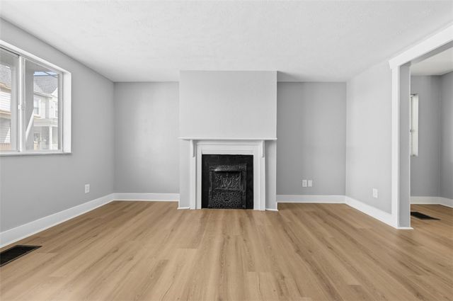 75 Wilson St, Etna, PA 15223