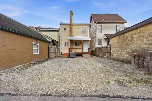 75 Wilson St, Etna, PA 15223