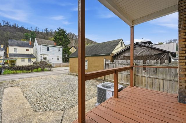 75 Wilson St, Etna, PA 15223