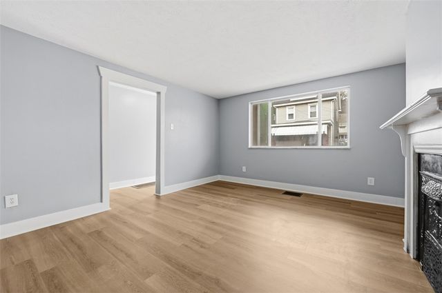 75 Wilson St, Etna, PA 15223