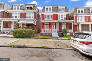 1827 PARK STREET, Harrisburg, PA 17103