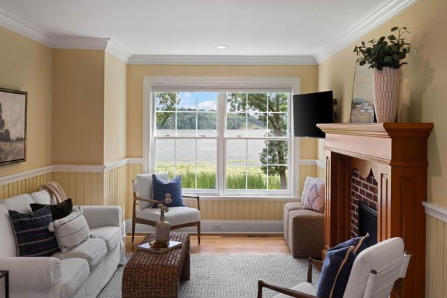 3698 Woodland Cove Parkway, Minnetrista, MN 55331