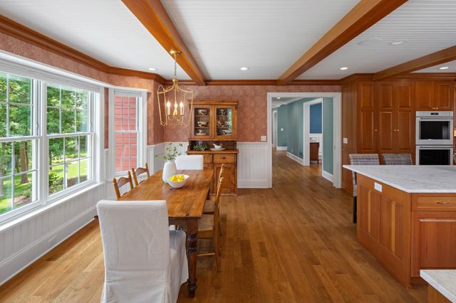3698 Woodland Cove Parkway, Minnetrista, MN 55331