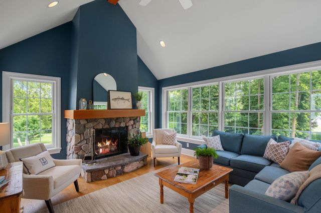 3698 Woodland Cove Parkway, Minnetrista, MN 55331