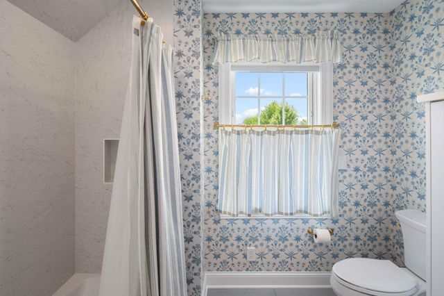 3698 Woodland Cove Parkway, Minnetrista, MN 55331