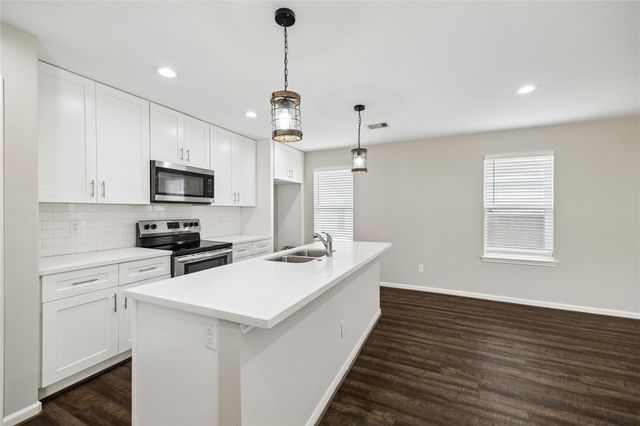 3342 Simmons Street Street, Houston, TX 77004