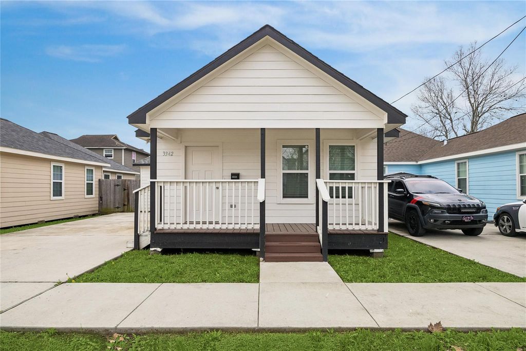 3342 Simmons Street Street, Houston, TX 77004