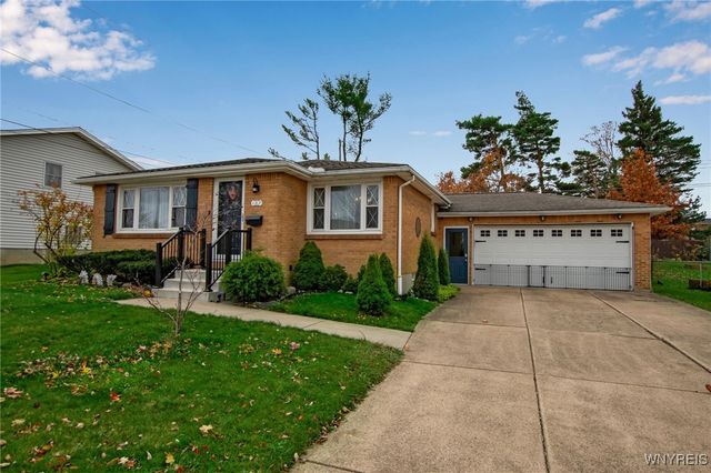 107 Patricia Drive, West Seneca, NY 14224