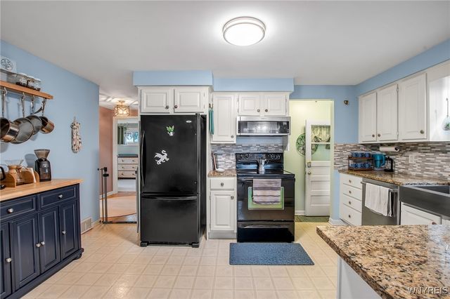 107 Patricia Drive, West Seneca, NY 14224