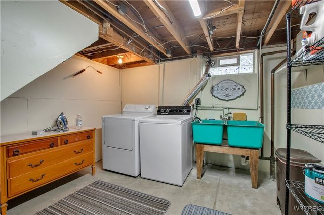 107 Patricia Drive, West Seneca, NY 14224