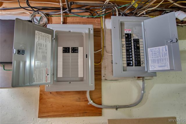 107 Patricia Drive, West Seneca, NY 14224