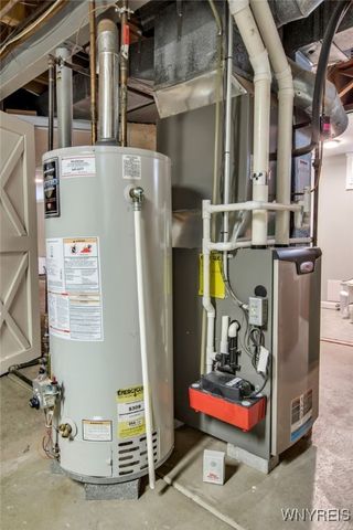 107 Patricia Drive, West Seneca, NY 14224