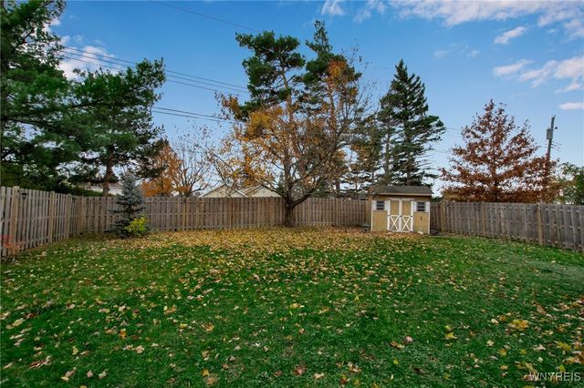 107 Patricia Drive, West Seneca, NY 14224