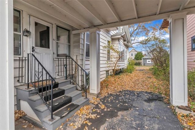 25 Cheltenham Drive, Buffalo, NY 14216