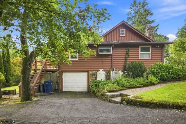 4 Cohocton Rd, Vernon Twp., NJ 07422