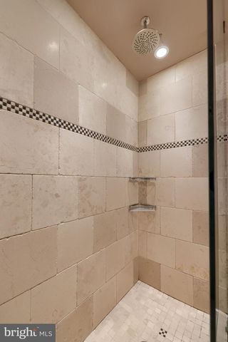 357 VALLEYBROOK DR, Lancaster, PA 17601