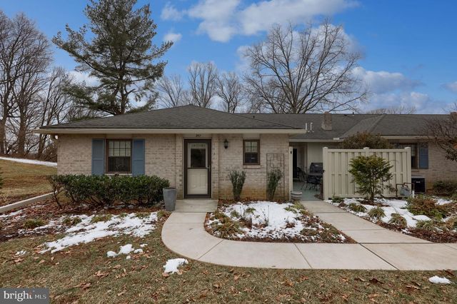 357 VALLEYBROOK DR, Lancaster, PA 17601