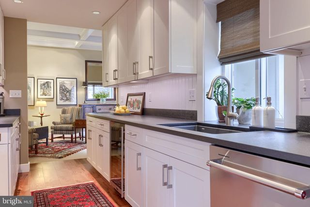 357 VALLEYBROOK DR, Lancaster, PA 17601