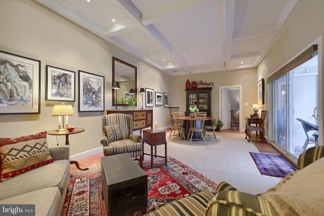 357 VALLEYBROOK DR, Lancaster, PA 17601