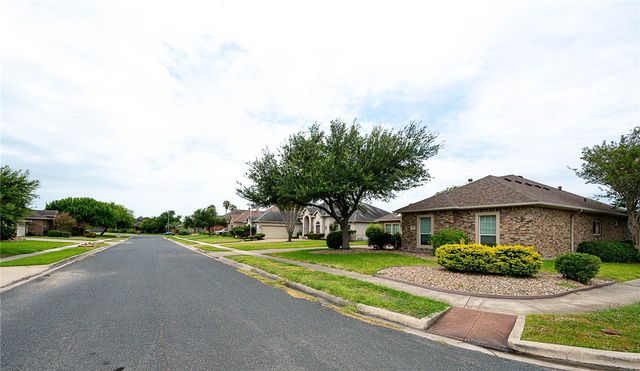 7601 Bon Soir, Corpus Christi, TX 78414