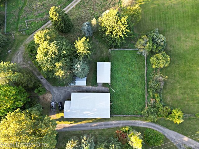 895 Rowe Road, Milford Charter Township, MI 48380