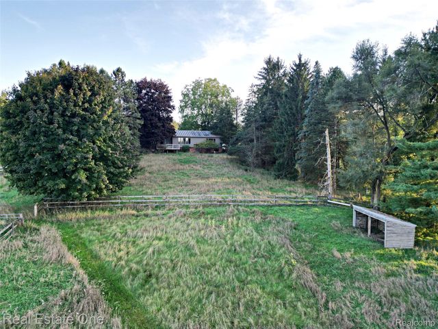 895 Rowe Road, Milford Charter Township, MI 48380