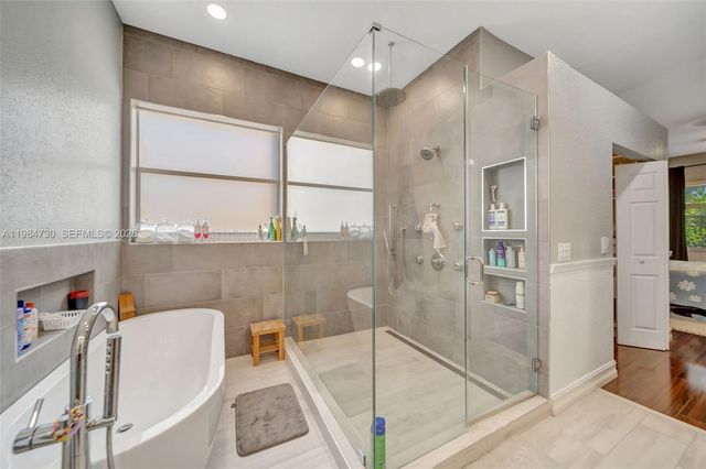 1531 SW 194th Ter, Pembroke Pines, FL 33029