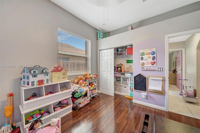 1531 SW 194th Ter, Pembroke Pines, FL 33029