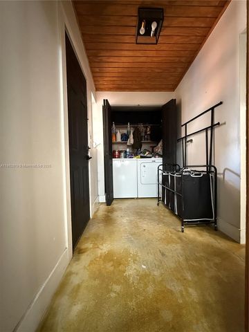 6464 W 11th Ave 0, Hialeah, FL 33012