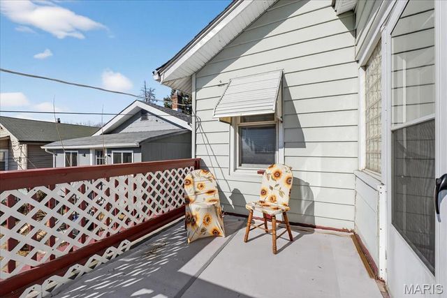 4348 Chippewa Street, St Louis, MO 63116