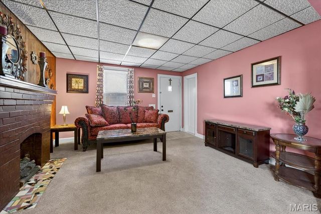 4348 Chippewa Street, St Louis, MO 63116