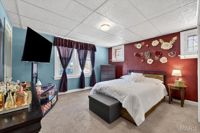 4348 Chippewa Street, St Louis, MO 63116