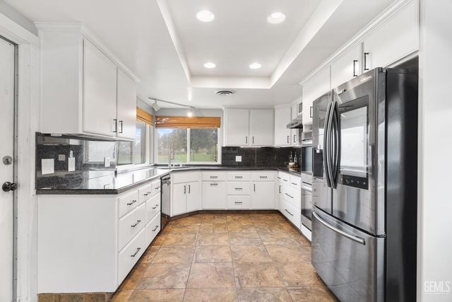 6508 Landfair Drive, Bakersfield, CA 93309